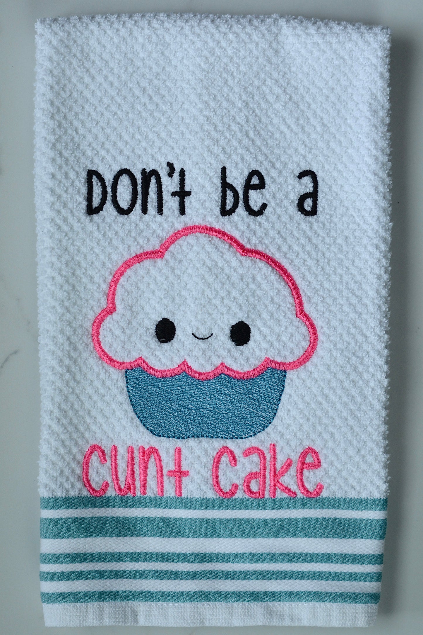 Don’t be a Cunt Cake Hand Towel